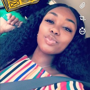 Meet your Posher, Michaela